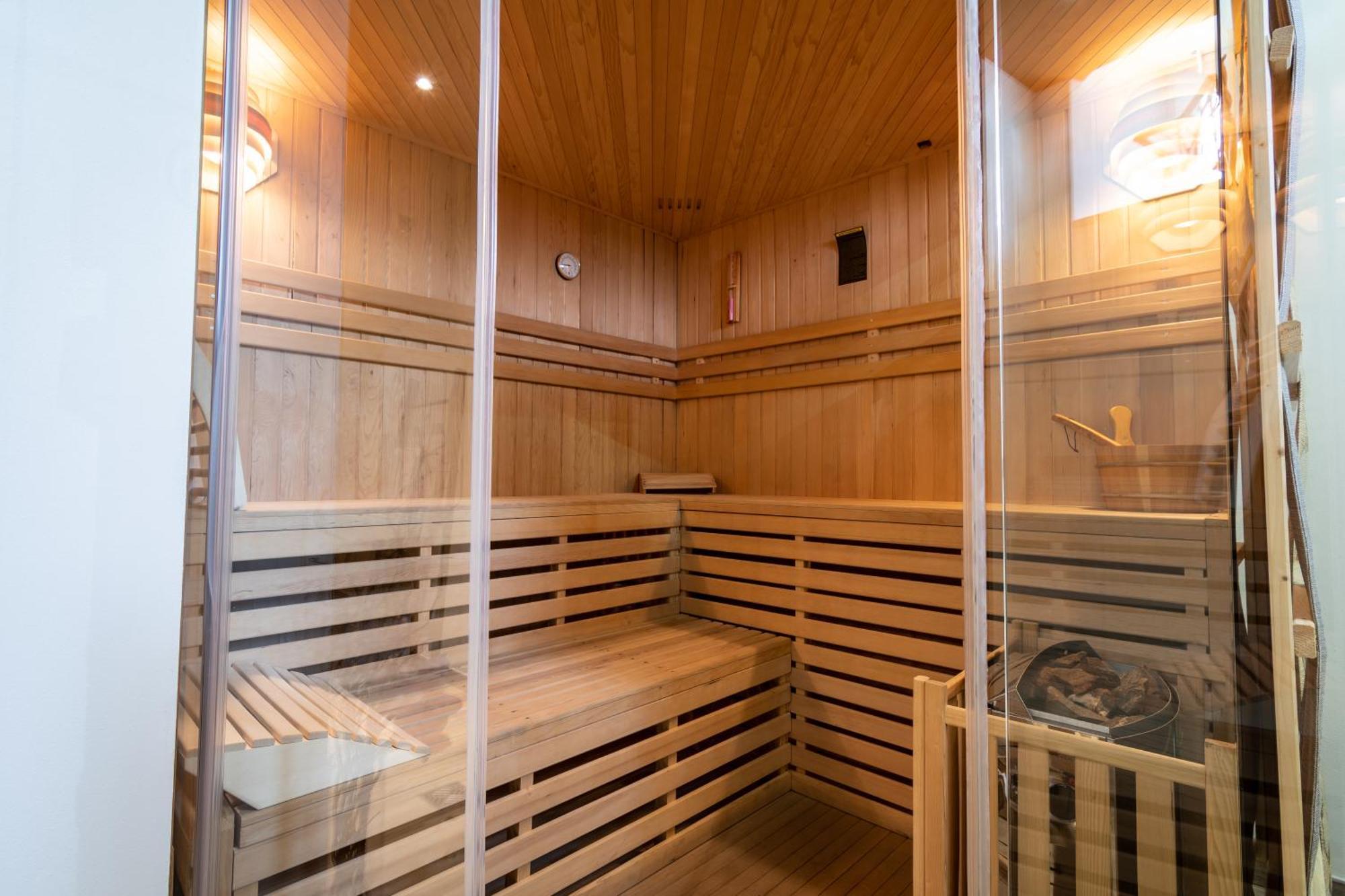 Aparthotel Dolomites Living&Relax Commezzadura Exterior photo