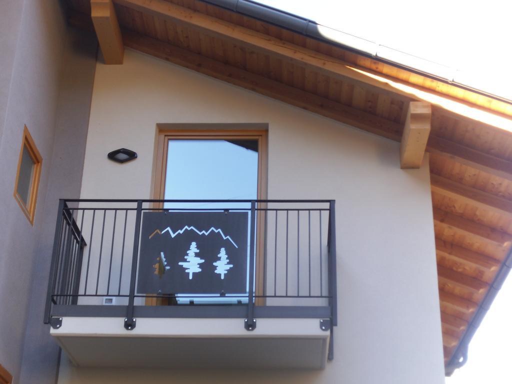 Aparthotel Dolomites Living&Relax Commezzadura Room photo